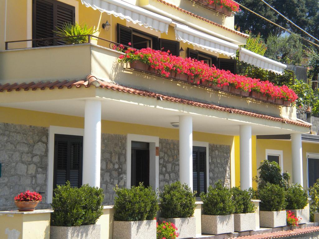 Bed & Breakfast Spigolatrice Sapri Exterior photo